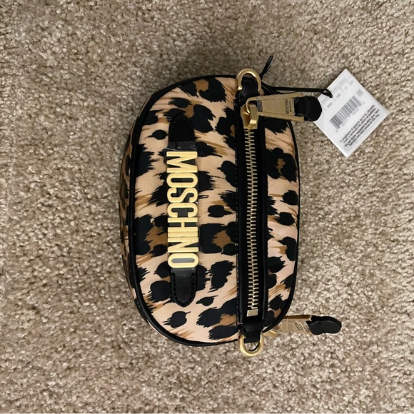 Moschino Leopard Small Crossbody Bag - Picture 5 of 9